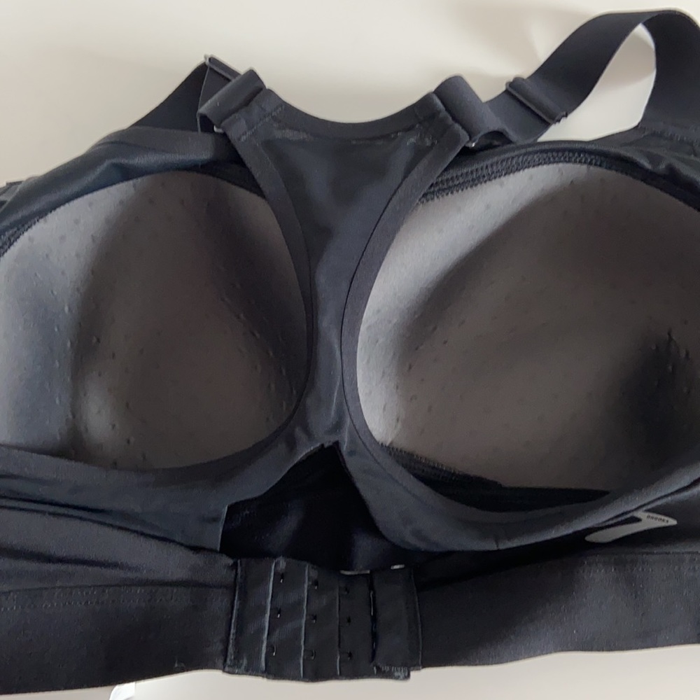 BROOKS Dare Racerback Bra - Picture 8 of 9